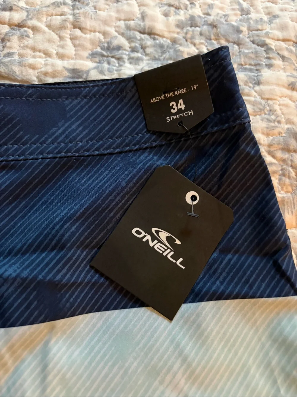 NWT O’Neill Men's 34 Navy, Light Blue, Yellow Striped Swim Boardshorts